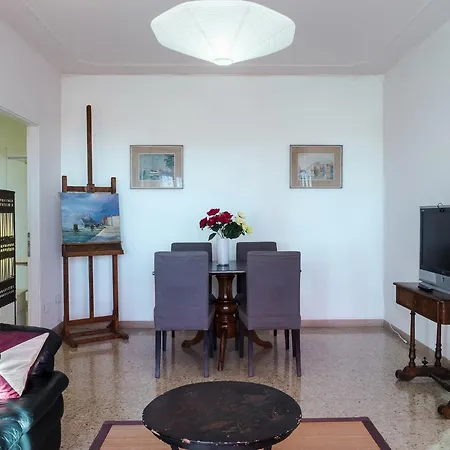 Casa Laguna, 15 Minuti Da Venezia Apartment *